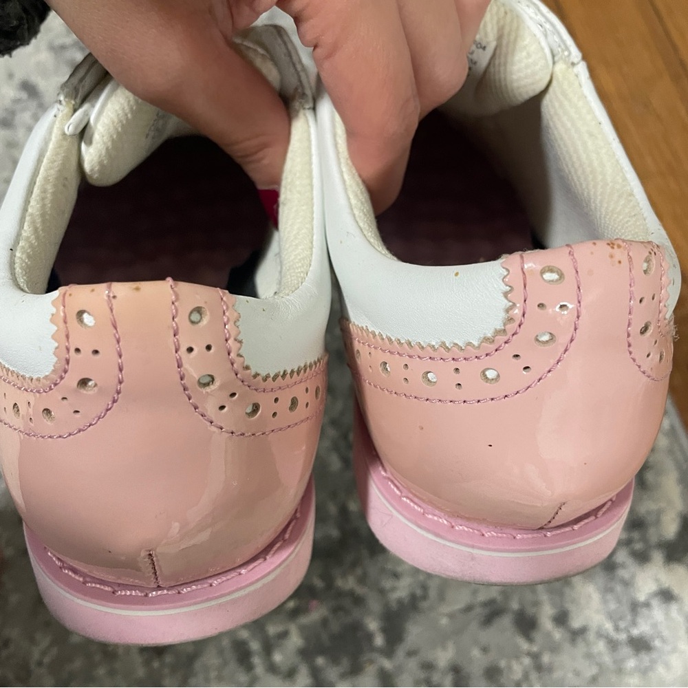 G/FORE WOMEN'S CAP TOE GALLIVANTER GOLF SHOE - Picture 7 of 8